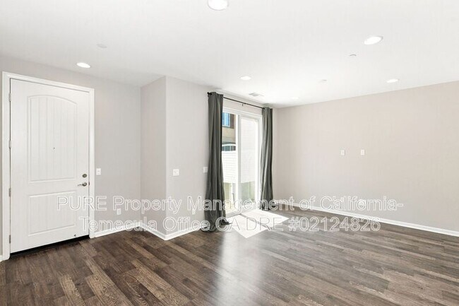 Foto del edificio - 44047 Soler Ct