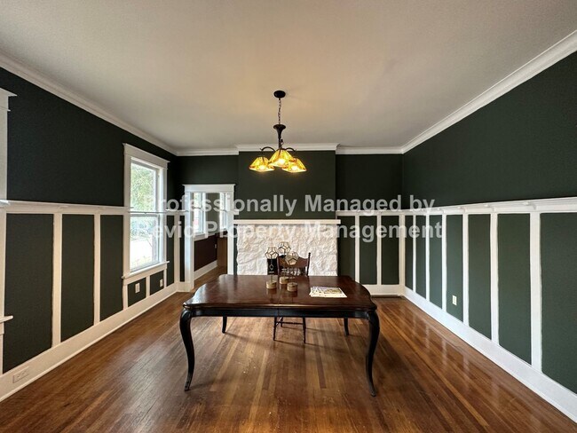 Foto del edificio - Updated 3 bedroom 3 bathroom home in Coope...