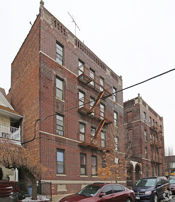 Primary Photo - 480-484 E 4th St