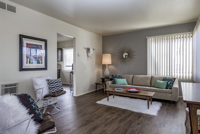 Foto del edificio - Nob Hill