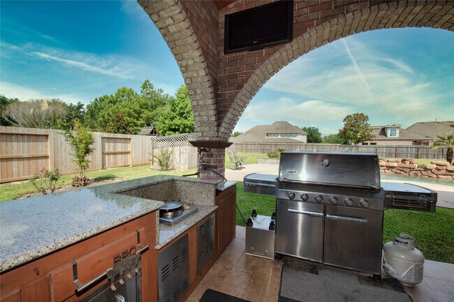 Foto del edificio - 1914 Lakeside Xing