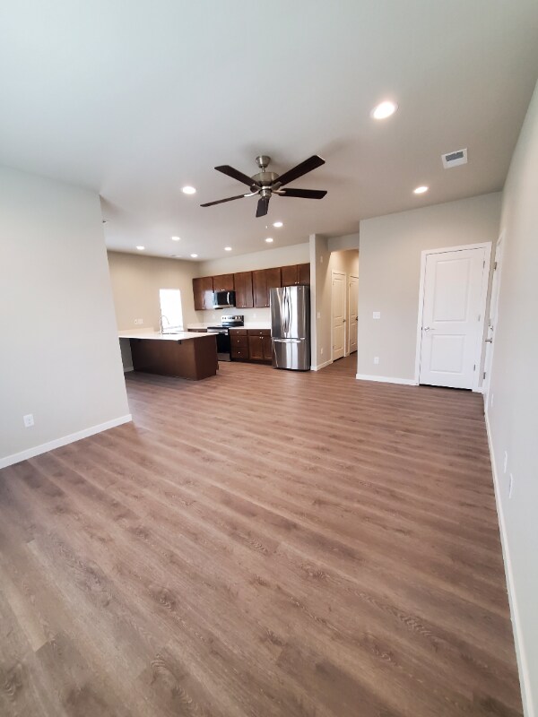 Foto del edificio - 2001 Good Hearted Pl