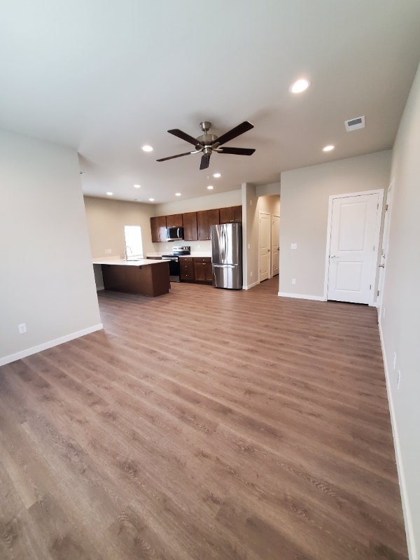 Building Photo - 2001 Good Hearted Pl