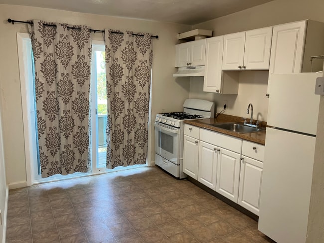 Photo - 5405 Morrow Dr Apartment