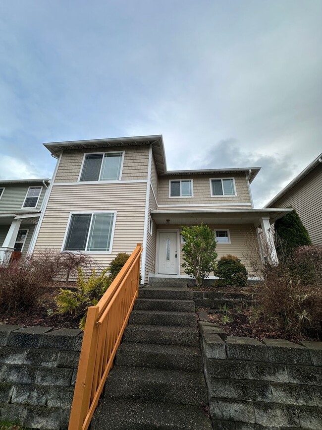 Building Photo - 1722 Cadborough Ln