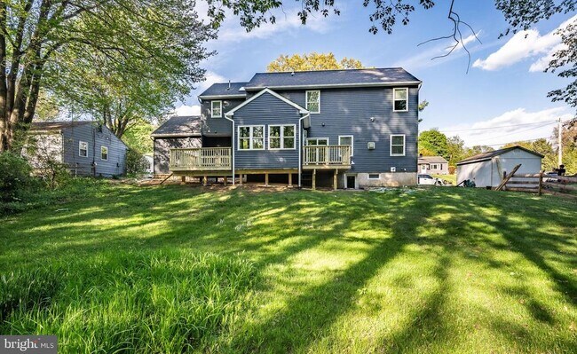 Building Photo - 131 Gable Rd