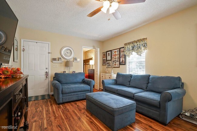 Foto del edificio - 2 br, 1 bath House - 881 S Whitney St
