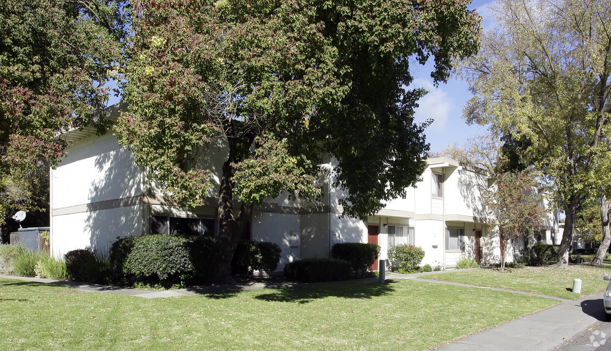 Foto del edificio - 1801-1811 Sycamore Ln