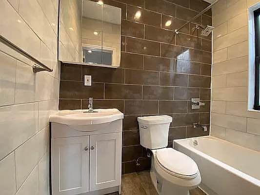 Foto del edificio - 1 bedroom in New York NY 10032