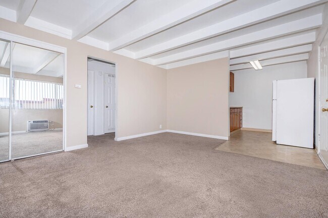 Interior de los apartamentos Oakridge - Bay Area Rentals