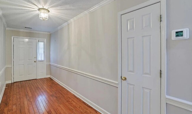 Building Photo - 151 Armonde Ct