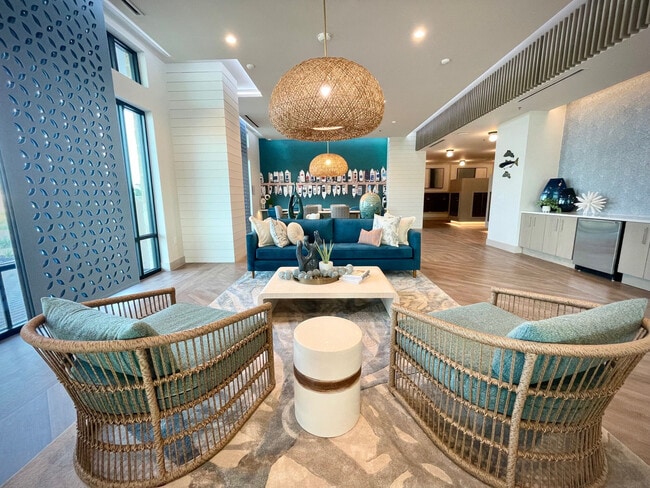 Building Photo - Surfside at Sapphire Bay