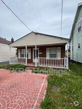 Building Photo - 806 Whitehead Ave