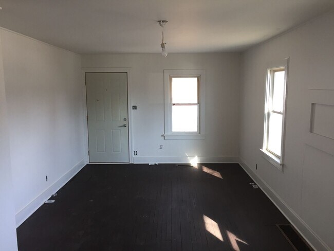 Foto del edificio - New Haven - Large Corner Lot - 2 bedrooms/...
