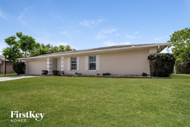 Building Photo - 7226 Plantain Dr