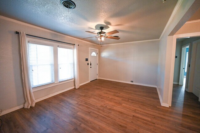 Foto del edificio - Charming 3 Bed 2 Bath - 1400 SQFT Decatur TX