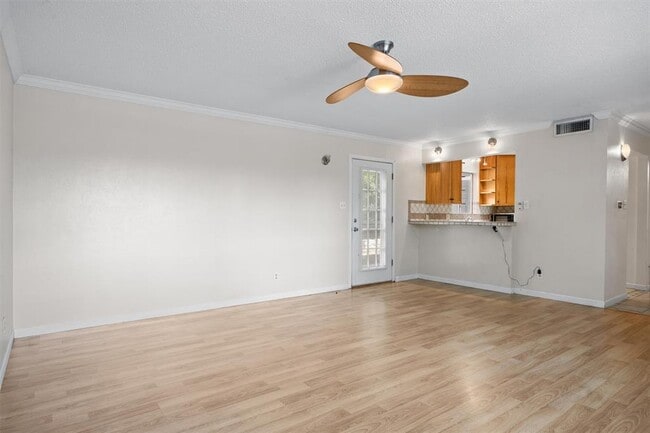 Building Photo - 3302 Doolin Dr