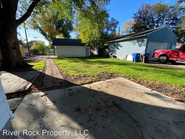Building Photo - 3 br, 2 bath House - 1206 1st St N