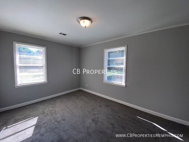 Foto del edificio - 1190 Inman Cove