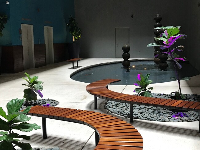 Building Photo - Marina Towers 2 Bdrm., 1.5 bath with cover...