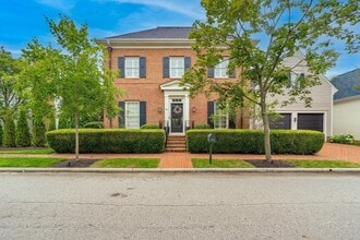 Building Photo - 44 Pickett Pl