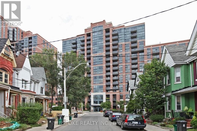 Building Photo - 60-2360 Heintzman St