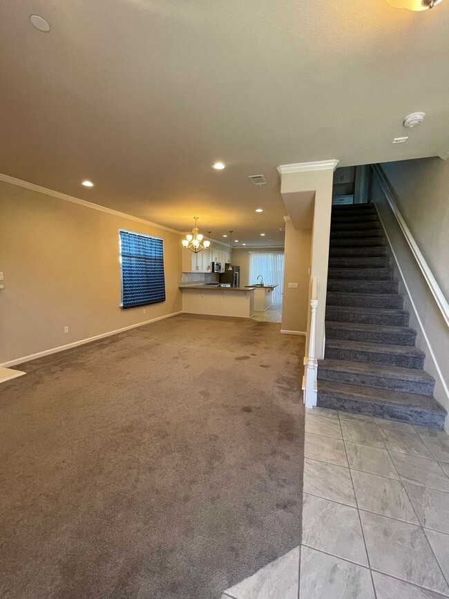 Foto del edificio - Four Bedroom, Two and a Half Bath Family Home