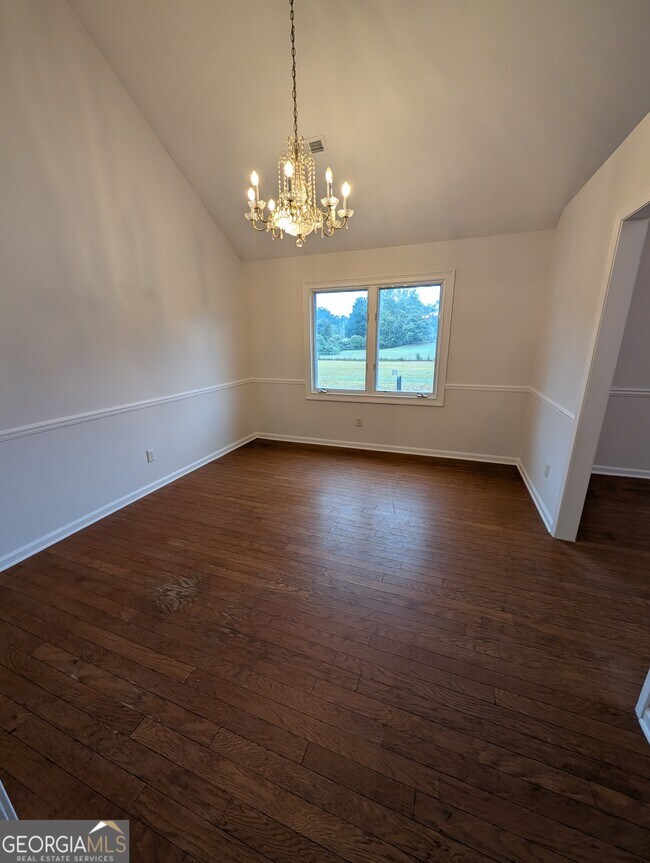 Foto del edificio - 165 Heritage Farm Ln