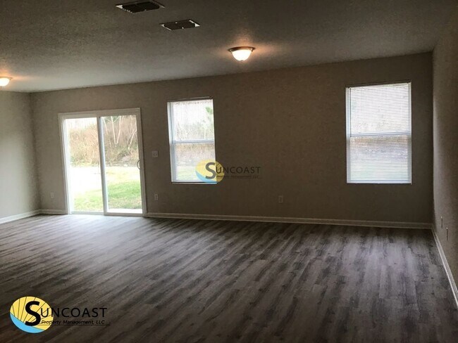 Foto del edificio - 7094 Plymouth Grove Ct