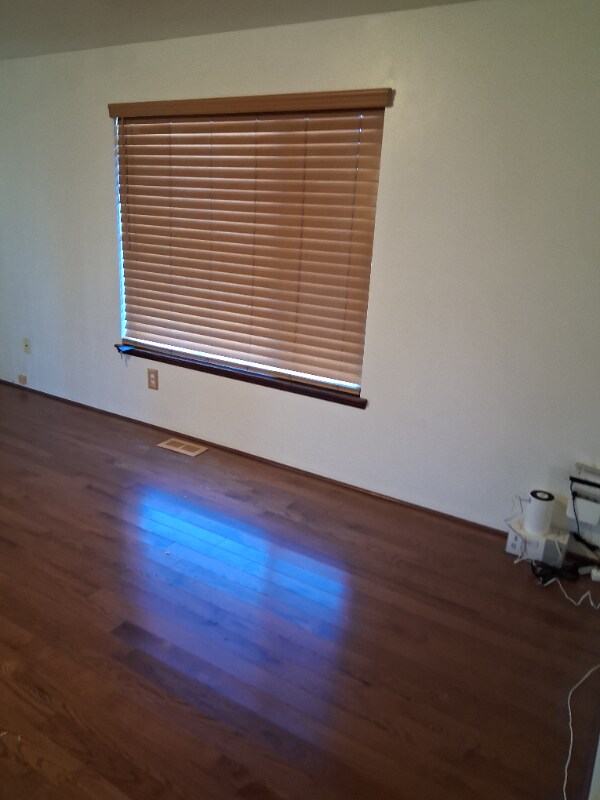 Foto del edificio - 1345 Beach Ave