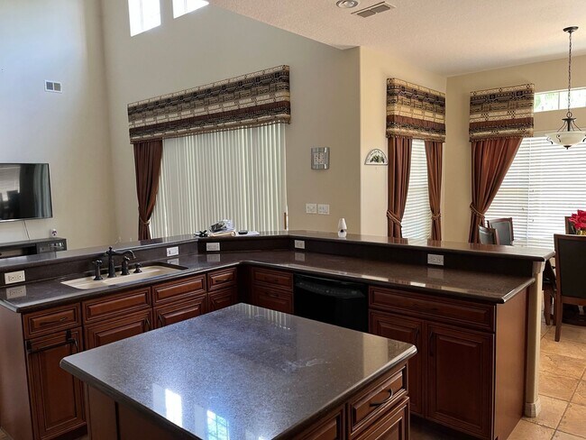 Foto del edificio - 16331 Tudor Lake Ct