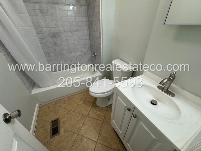 Building Photo - 1324 19th St SW