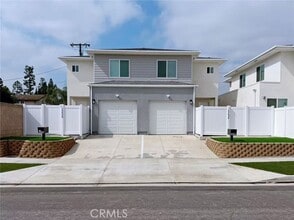 Building Photo - 15636 Regalado St