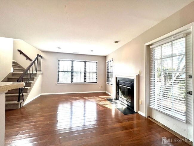 Building Photo - 111 Longfield Ct