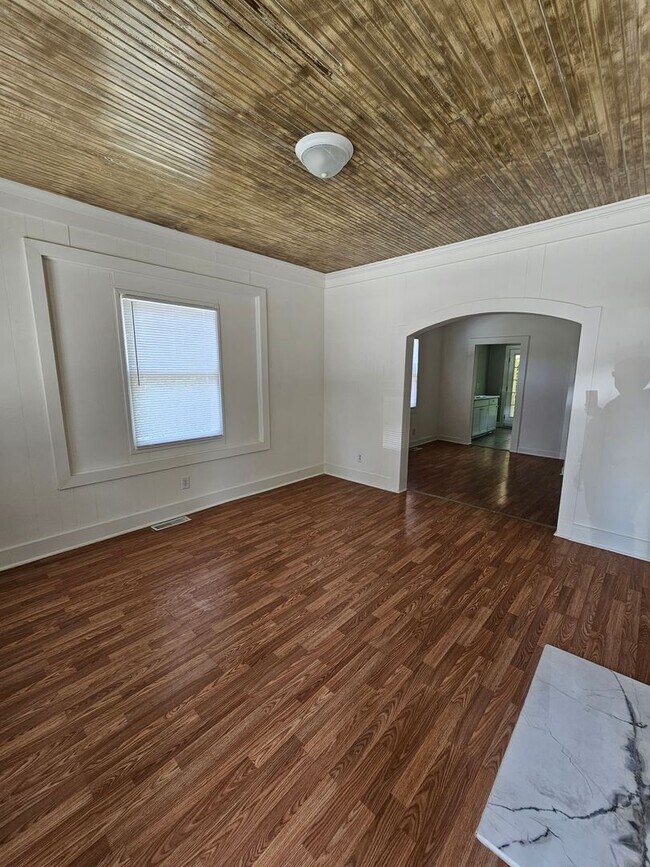 Foto del edificio - Must see! 2 BR in High Point