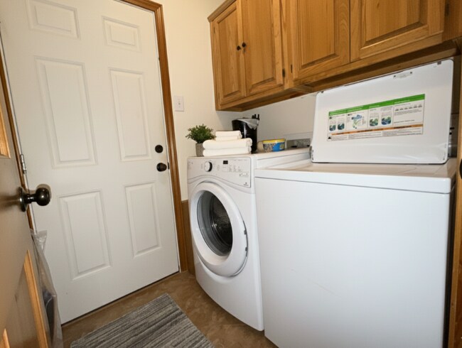 Foto del edificio - 1405 Ridgemoor Ln