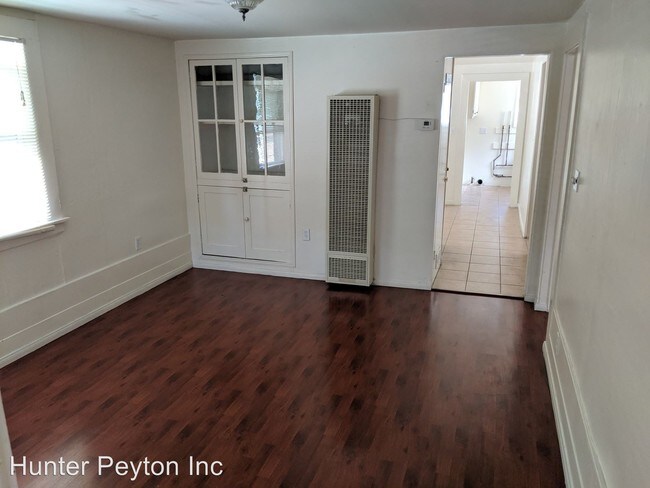 Building Photo - 3221 Encinal Ave