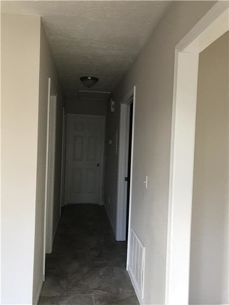 Building Photo - 152 Forest Pl