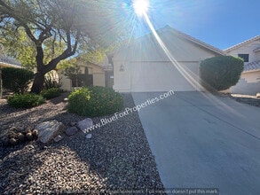Building Photo - 10706 N Sand Canyon Pl