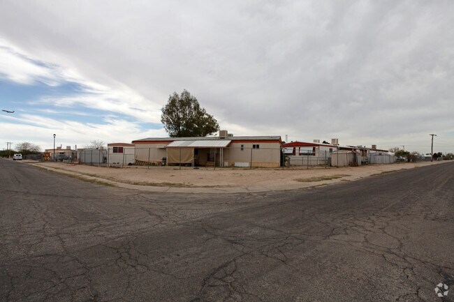 Foto del edificio - Cottonwood Manor Mobile Park - 65 Space