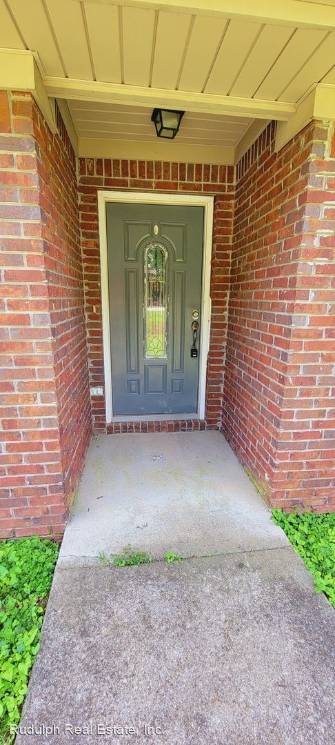 Foto del edificio - 3 br, 2 bath House - 1806 Butler Rd