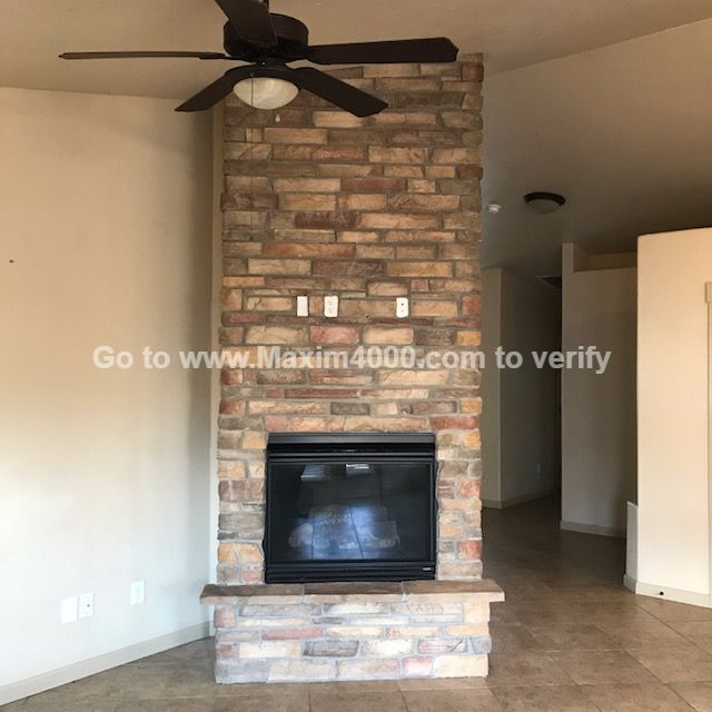 Building Photo - 408 Chert Dr