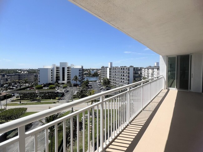 Building Photo - 3546 S Ocean Blvd