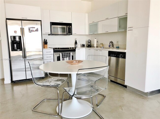 Foto del edificio - 234 NE 3rd St