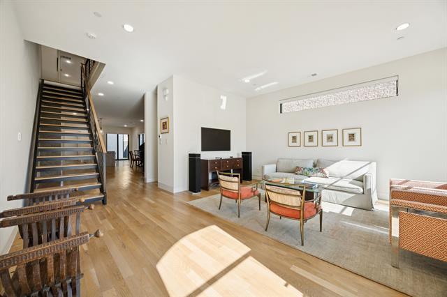 Foto del edificio - 3672 Asbury St