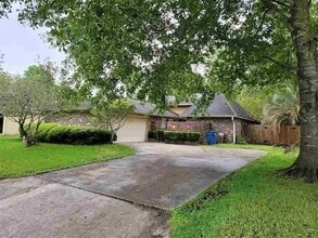 Building Photo - 6360 Forest Trail Cir