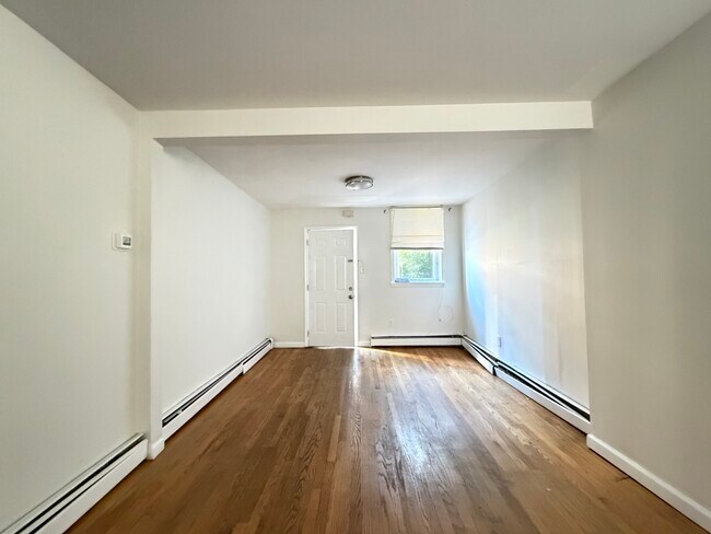 970 Broadway 1R - 972 Broadway