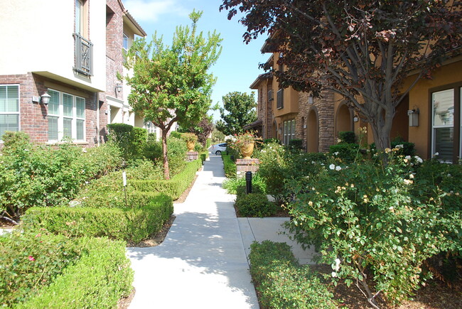 Building Photo - 28455 Herrera St