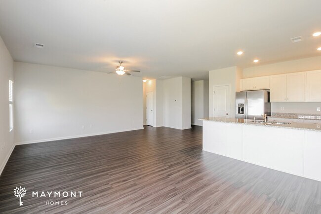 Foto del edificio - 311 Augustine Dr