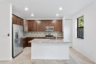 Building Photo - 12756 Anthorne Ln